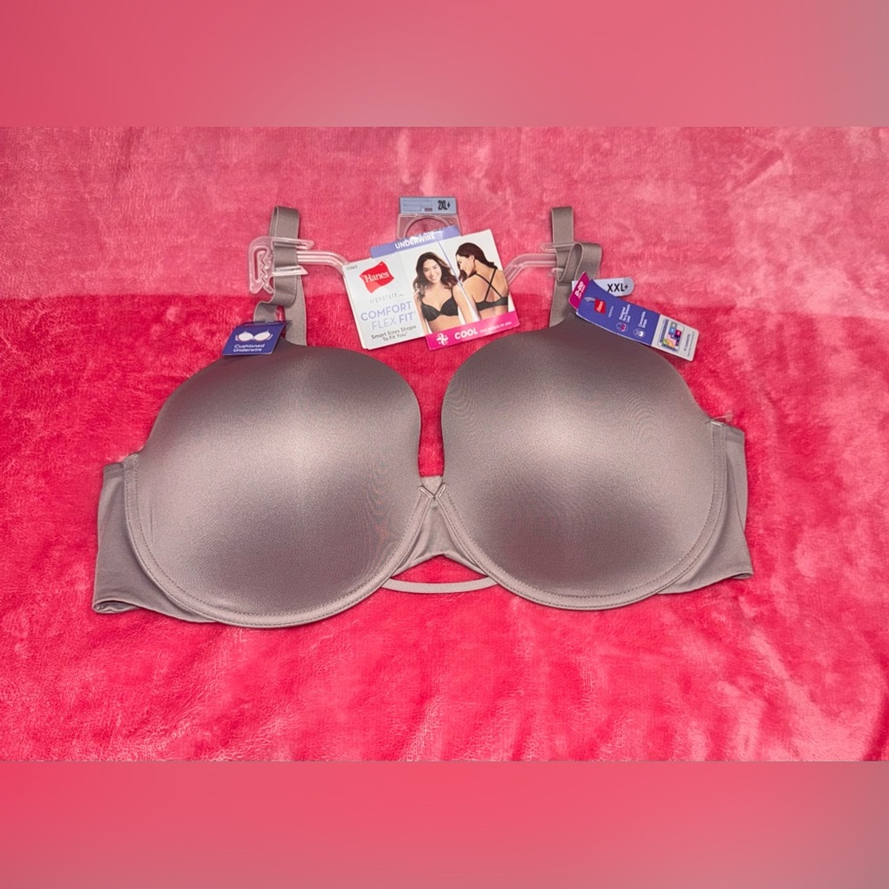 NWT Hanes signature Comfort flex fit  SZ 2XL smart sizes convertible straps